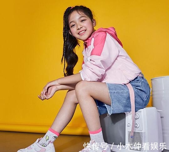 运动鞋|别总给闺女穿凉鞋了,看我买回来的运动鞋,童趣又舒适