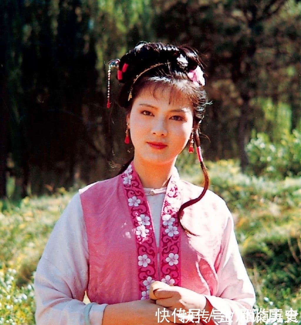 林黛玉!贾宝玉和袭人亲近,晴雯请来林黛玉相助,黛玉当众教袭人做人