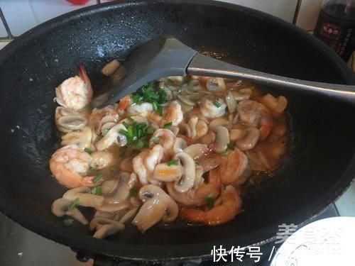 碱性食物|老中医不会告诉你,女人要常吃这碱性食物,皮肤白嫩,头发也乌黑