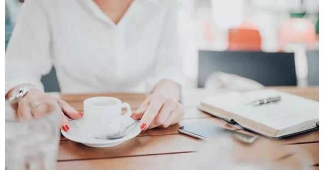 李子柒央視發(fā)聲引人深思：好好讀書，才是普通人真正的捷徑