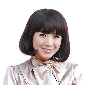 柠檬茶 女人过了40岁，尽量别留3种发型，又土又“显老”，希望你不是