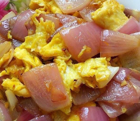  驱寒|洋葱遇到它，才是绝配，几分钟炒一盘，杀菌驱寒，全家人都爱吃！