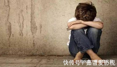 尺度|在爸妈的“冷水”中热烈地生存,你给娃的教育,是泼冷水式的吗?