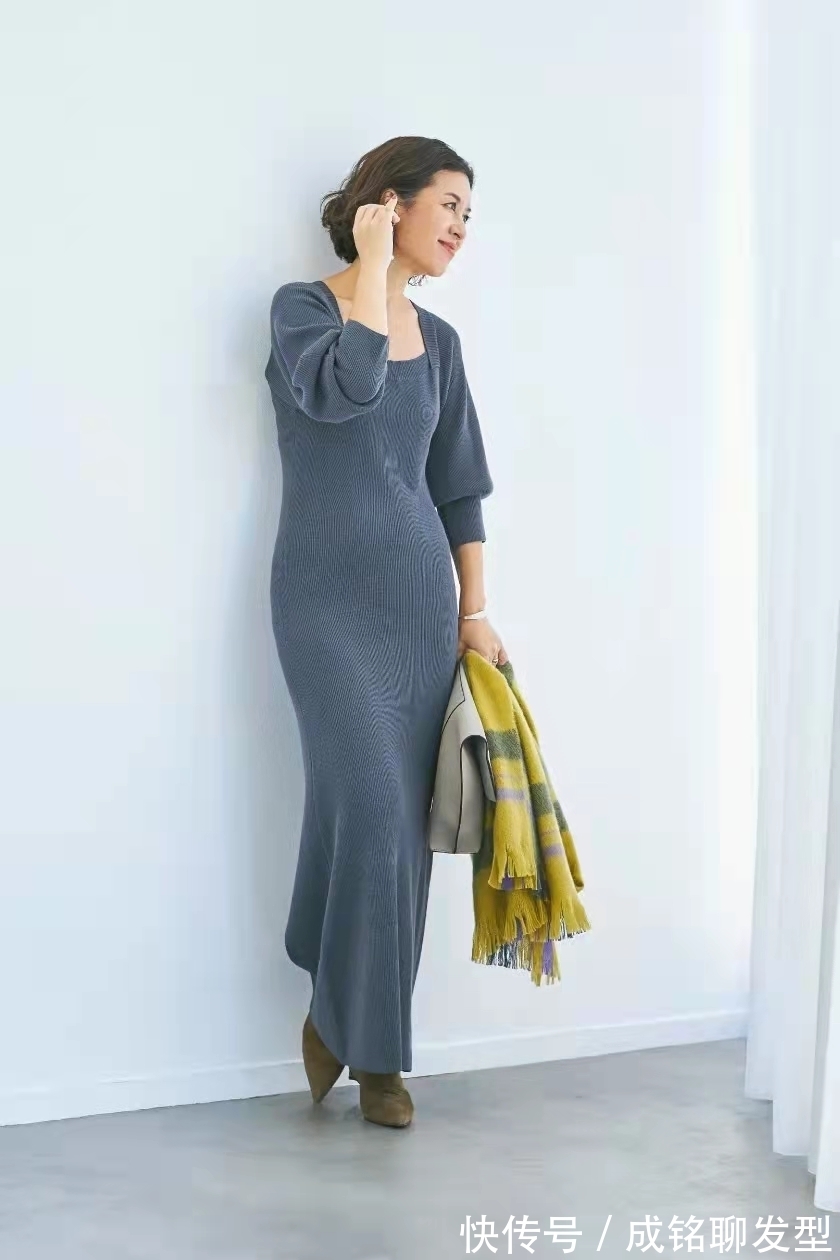 大草|48岁日本博主的穿搭告诉我们,身材好不会穿也白搭,搭配才是王道