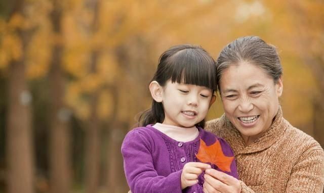 宝妈|爷爷奶奶真疼孩子吗?听嘴上说的没用,要看看他们的这些行为