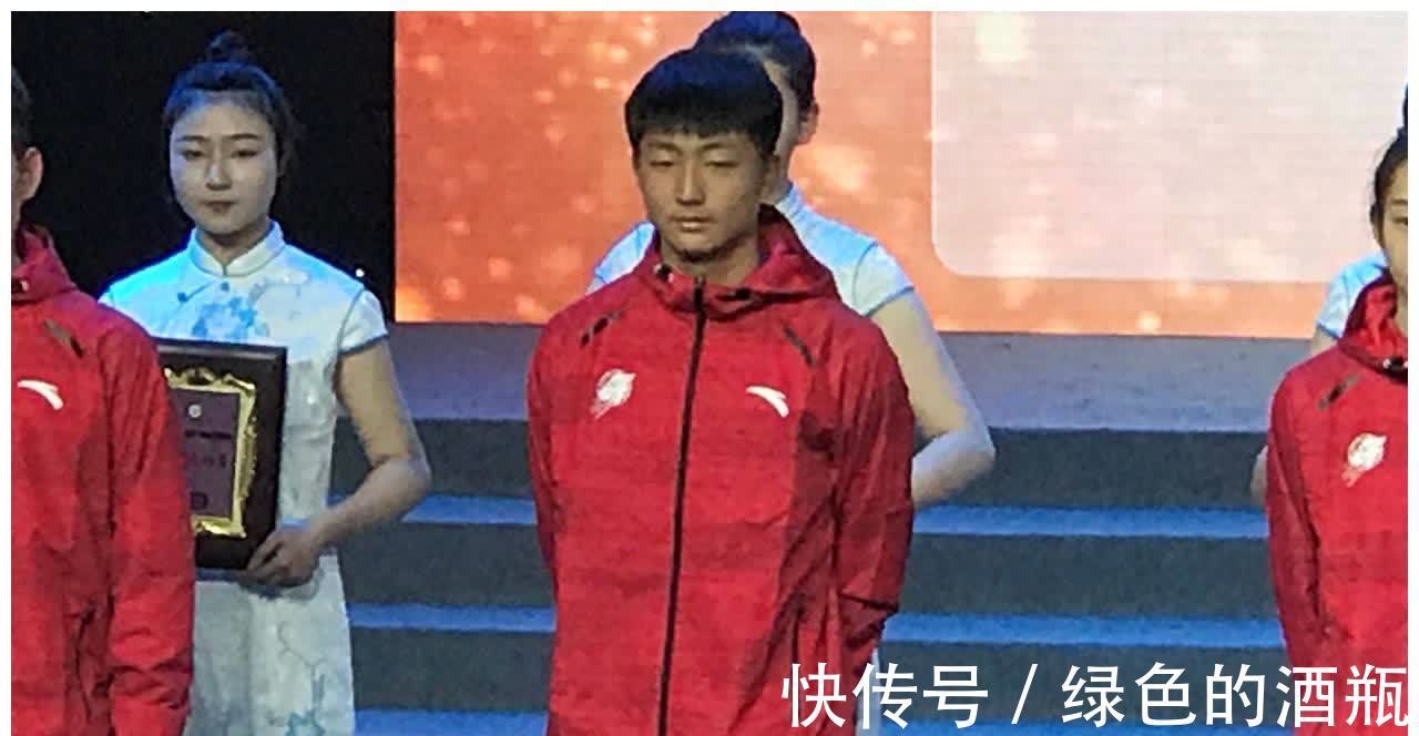 德丙联赛|中国新星在德国联赛爆发进球,帮助球队7比0大胜,已坐稳主力