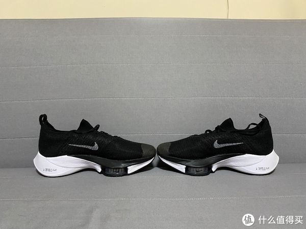 跑鞋 NIKE AIR ZOOM TEMPO NEXT% FK 跑步鞋