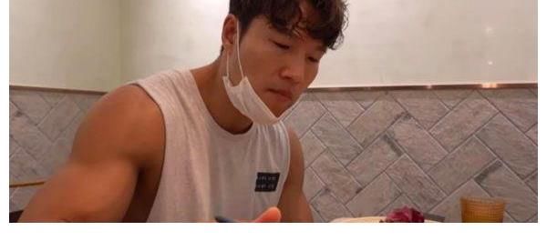 10年以来不碰泡面!金钟国「放开大吃」关键主因曝光 是为了粉丝