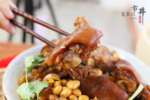 2021年夜饭出炉，16道菜搭配好，省事还好吃，团圆饭不发愁