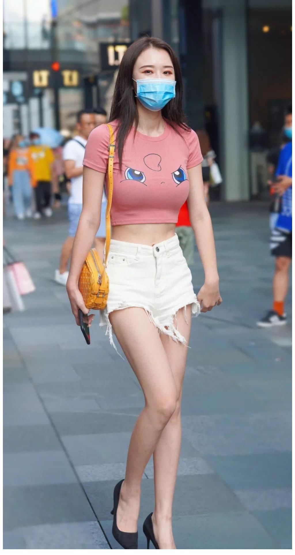 效果|夏季怎么穿才更有女人味？快试试这样的露脐搭配，效果超赞