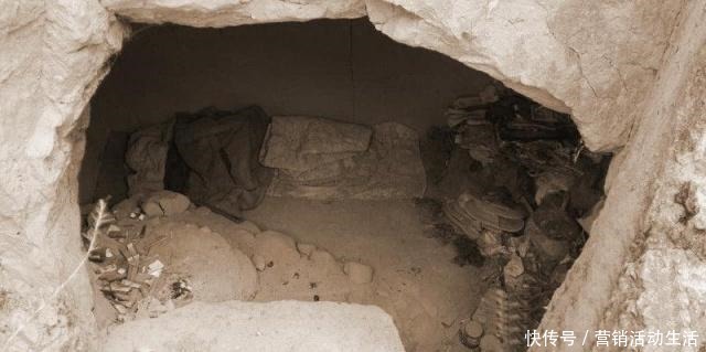 跑掉|此人躲藏山洞13年,黑熊见他都像见鬼一样跑掉,日军实在太可恶