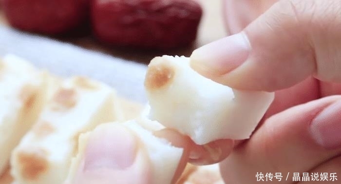  浓郁|绵软香甜的红枣米糕，奶香浓郁，营养美味，孩子爱吃的育儿辅食