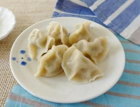 好吃|白菜素馅饺子这做法,拌馅不出水,出锅饺子鲜嫩更多汁,特好吃