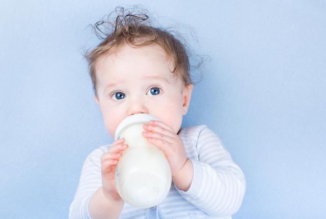 世界卫生组织|孩子身体出现这3种信号,是过度喂养迹象,父母别坑了娃还不自知