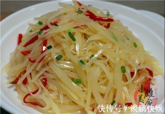 诀窍|炒酸辣土豆丝,最忌直接下锅了,饭店大厨教你诀窍,好吃又爽脆!