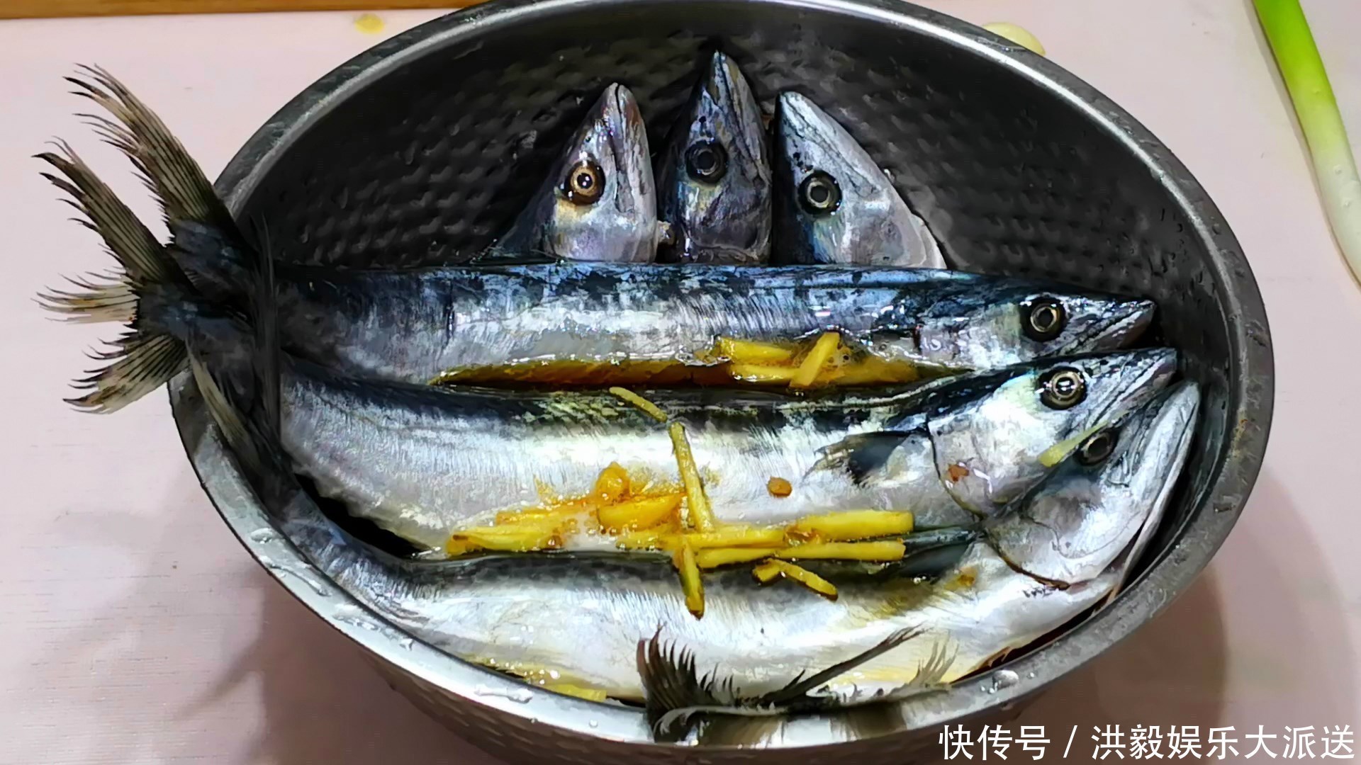 鱼肉|终于找到鲅鱼最好吃做法，不要加水炖，鲜香不腥气，比饭店的好吃