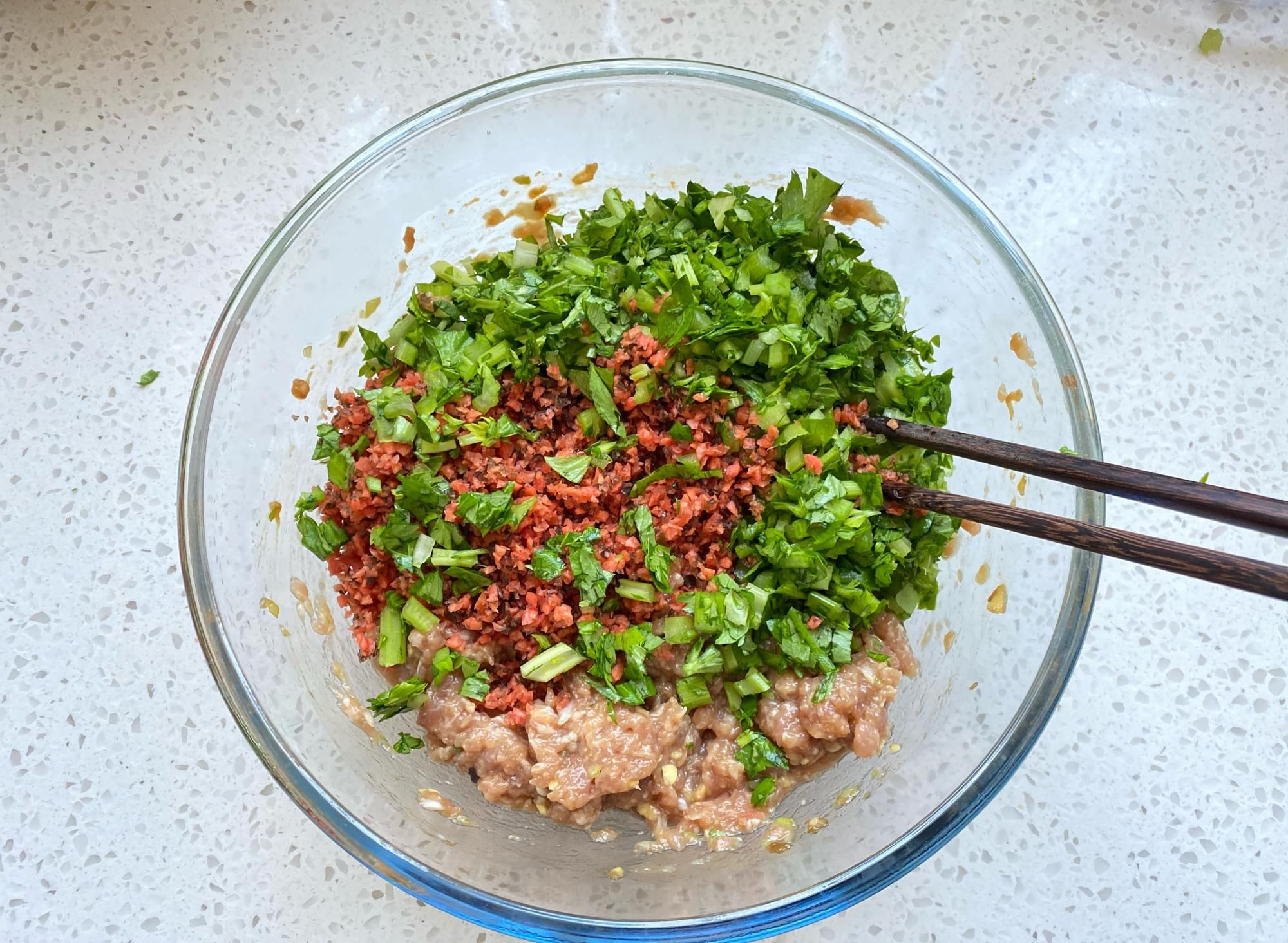 用此菜包饺子，清香美味促消化，比韭菜香比萝卜营养香气四溢