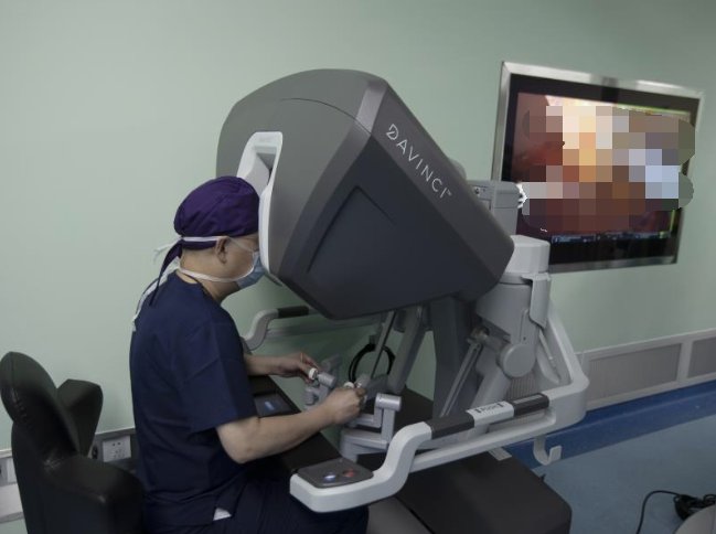 达芬奇|机器人“主刀”做手术!川东北首台第四代达芬奇手术机器人上岗