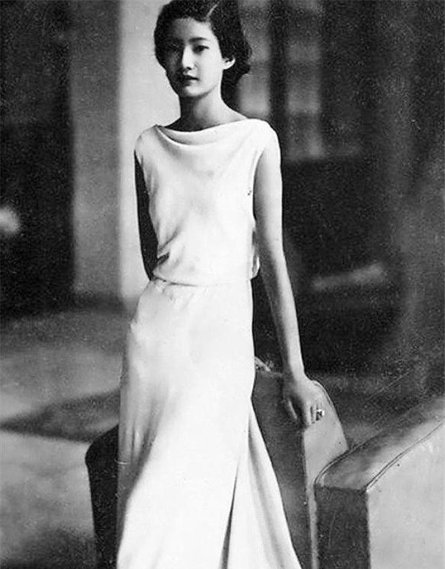  无语|“自古红颜多薄命，恹恹无语对东风”，末代皇后婉容的悲惨结局