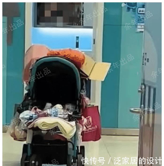 廊坊|河北一年轻妈妈,常年带俩孩子睡商场电梯间,“带孩子见见世面”