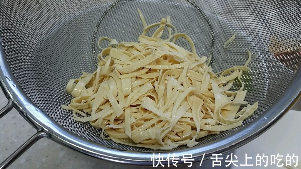 河南滚蛋汤|秋天到了，教你这道河南滚蛋汤，酸辣开胃解酒解腻，你不学吗？