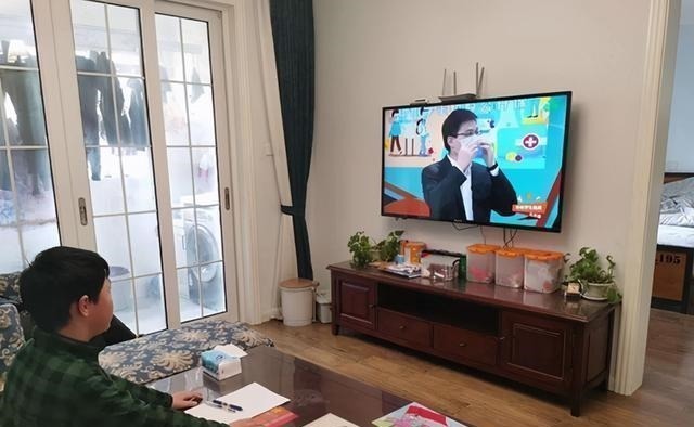 反思|“学霸”孩子大多都有4个特征,偶尔贪玩也不要紧,你家娃占几条