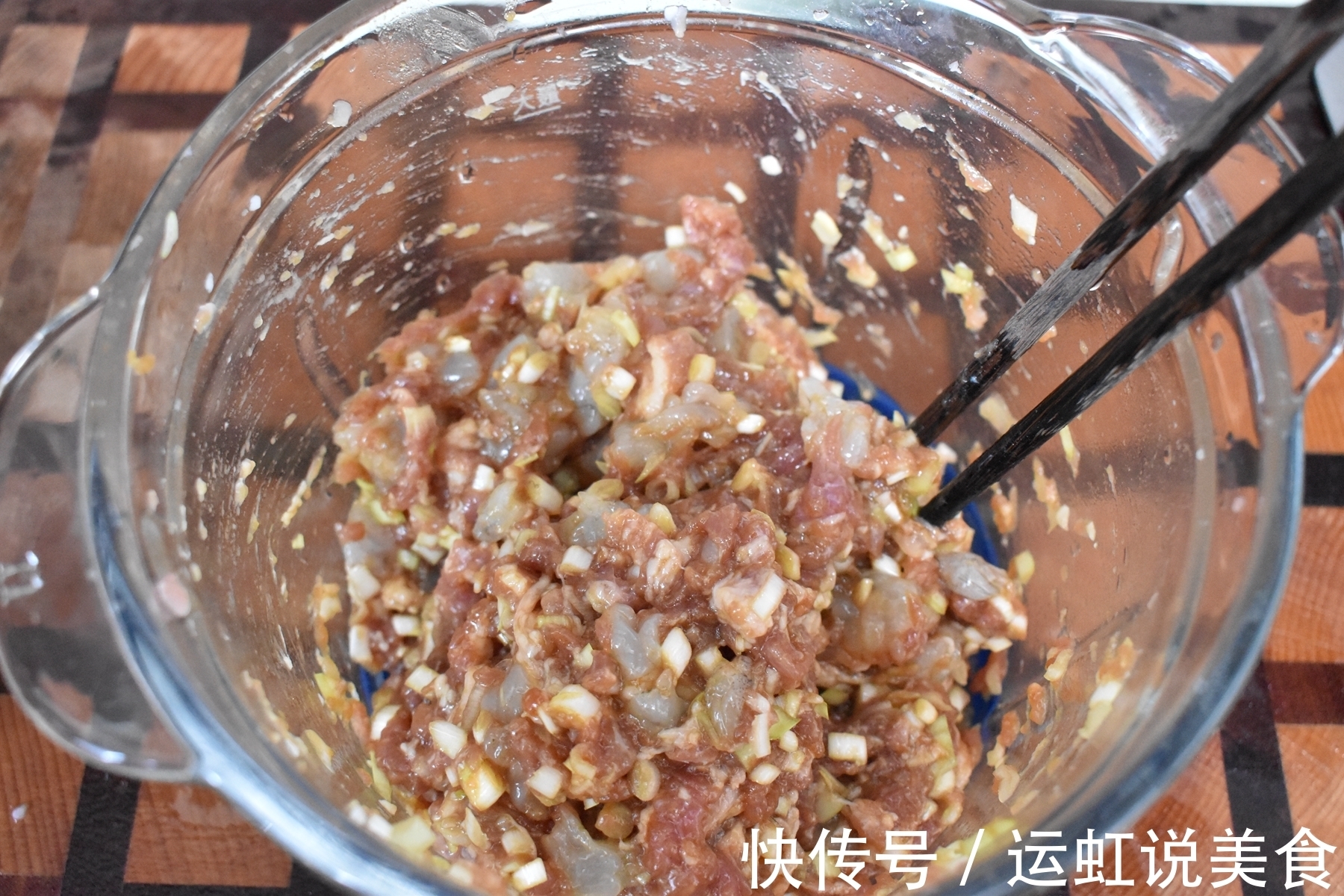 最近早餐就想吃它,鲜美嫩滑爽口,加点面条吃得更满足,能量满满!