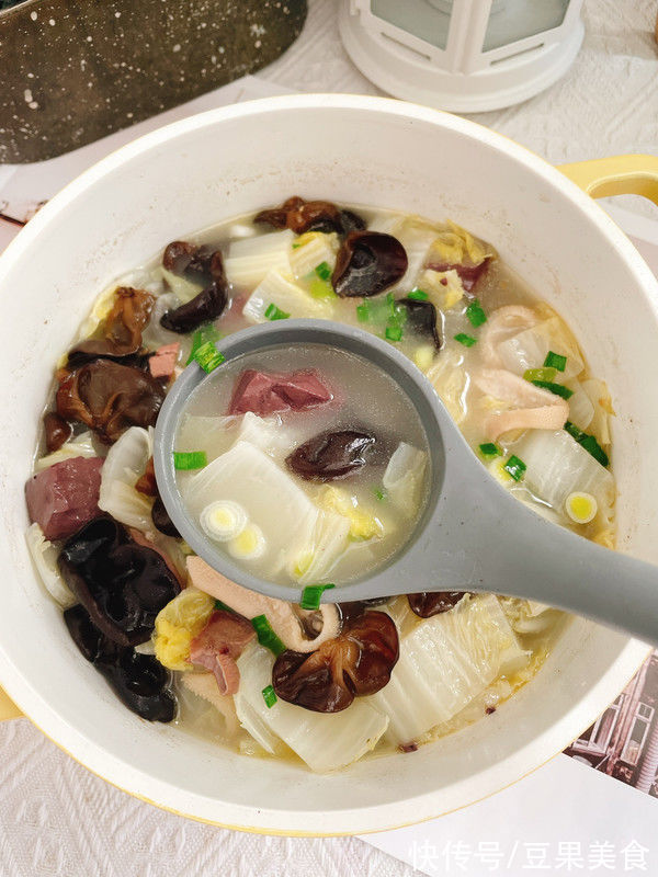 汤白滋补｜干了这一碗暖fufu的羊杂汤