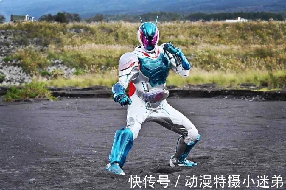 恶魔|六位假面骑士被召唤,无敌玩家有点另类,为什么他是最终形态?