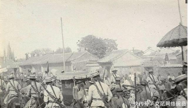 高调|慈禧光绪回京老照片，高调热烈庆祝，与当初仓皇出逃形成鲜明对比