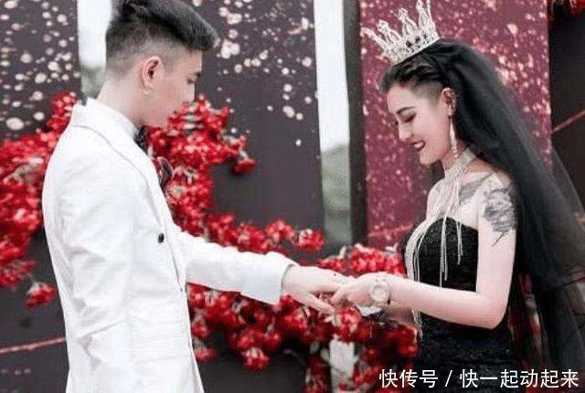 五行|当年纹身又剃头的“黑婚纱女孩”，因婚礼一夜爆红，她如今怎样了