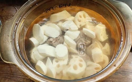 安稳度|处暑将至,多给家人喝这汤,鲜美又开胃,润肺去秋燥,安稳度秋天