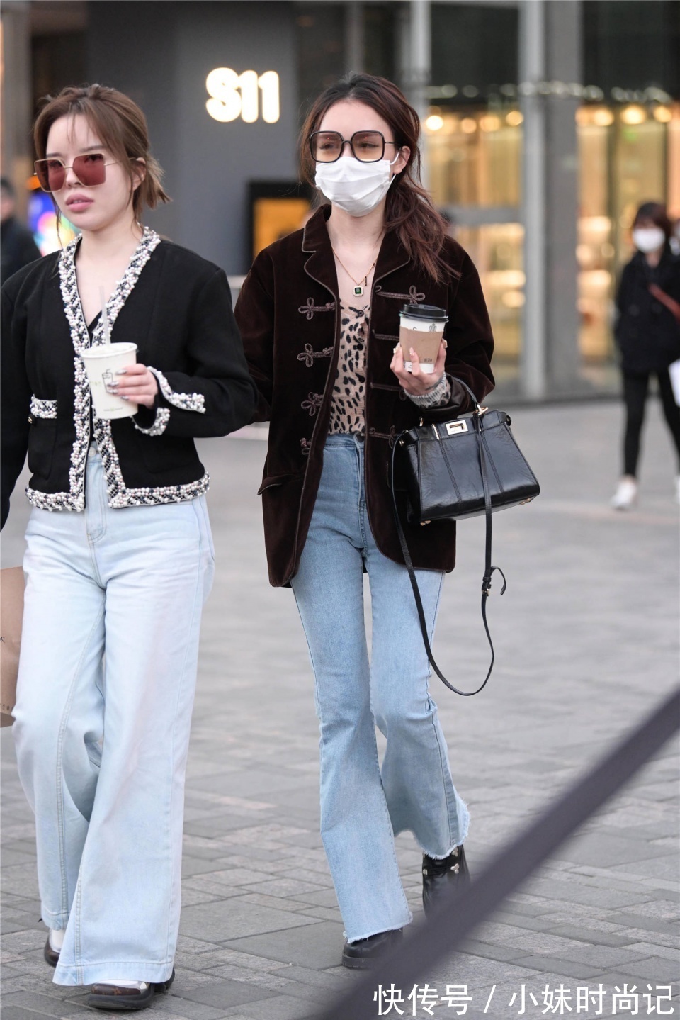 黑色|初冬时节约上姐妹一起出门,搭配有点难呢?要保暖,还要时尚