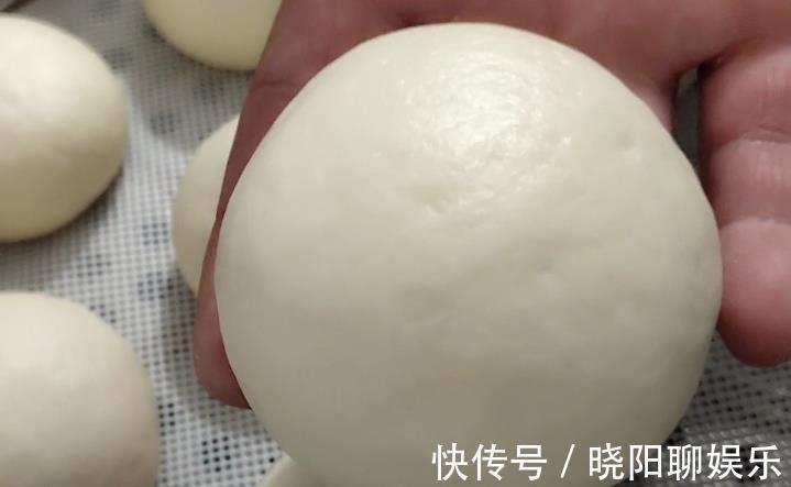 蒸制|蒸馒头，记住4个知识点，馒头光滑饱满，暄软不塌，比买的都好吃