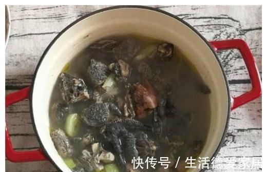 枸杞|秋天少吃菜，也要多喝汤，暖胃补身子，滋补养颜，女性可常喝