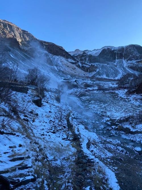 阳光下|十一月末的长白山天池 ｜遇见你是我的幸运