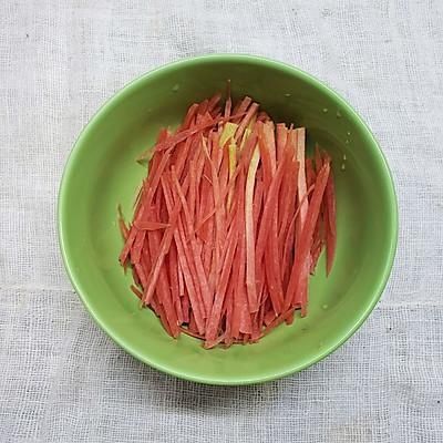 适合全家的经典美味～包菜肉沫炒粉条，老人小孩都爱吃