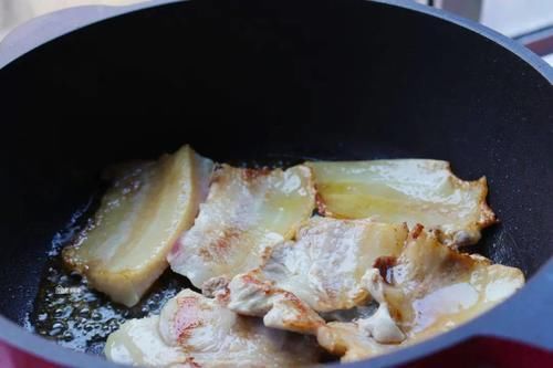 天冷了,多给家人做这锅白菜煲,热乎乎一大锅,上桌汁都抢着吃!!!