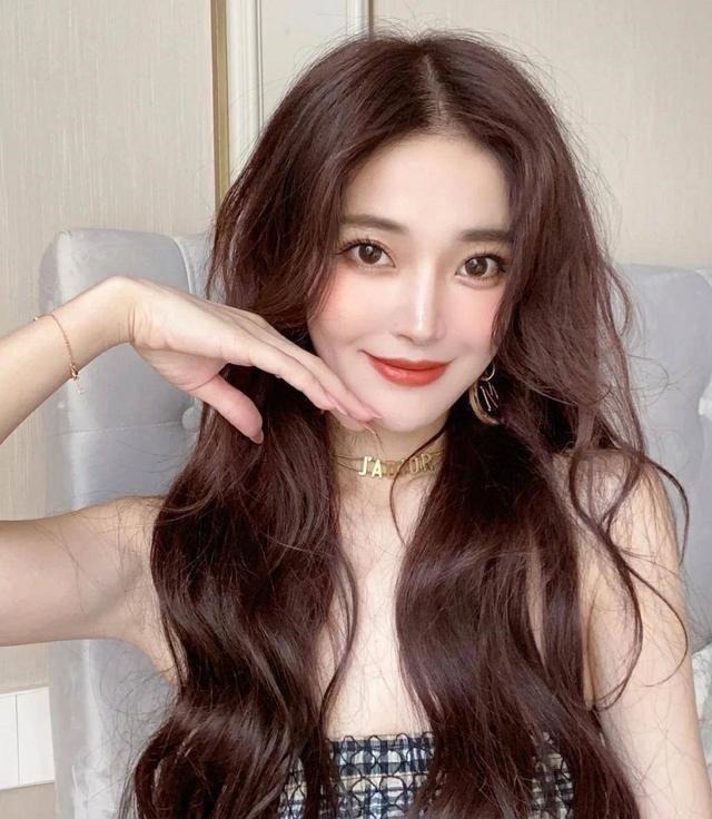 短发 初冬超火的几款发型,初恋发秒变邻家妹妹,一举击中直男的心!