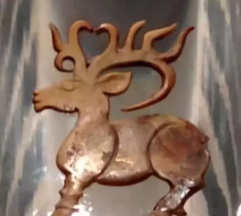 美玉|沉封3000余年西周小国出土的时尚美玉……