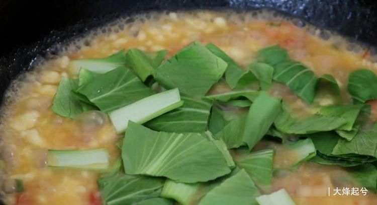 吃了30年疙瘩汤，有一种做法最神奇，搅疙瘩不放水，太厉害了