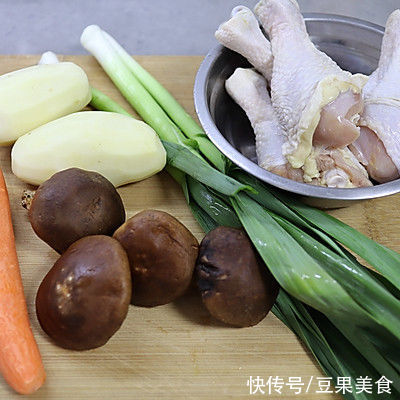 土豆|#一口新年味，全家享佳味# 黄焖鸡