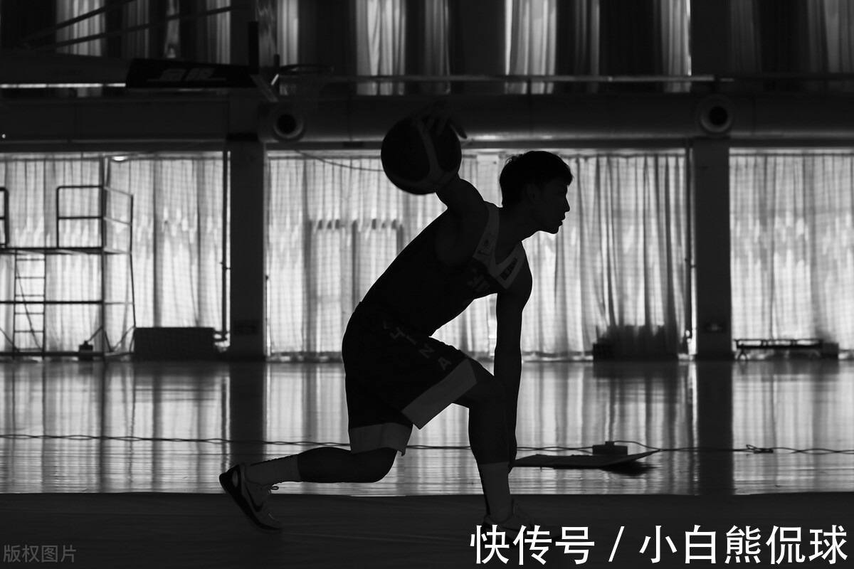 新认识|身高179“小矮人”徐杰怎么在CBA赛场立足?