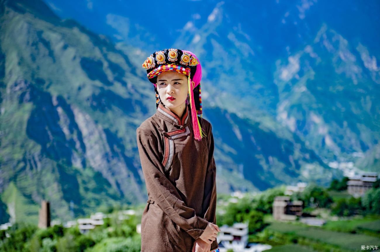 四姑娘山|中路，神仙眷恋的地方，遇见德吉，一个美丽的嘉绒姑娘！