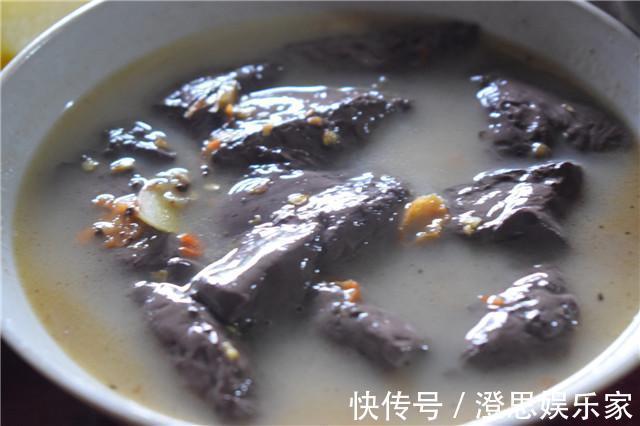 第一次带男友回农村老家,妈妈亲手准备一顿饭,男友却一口没吃