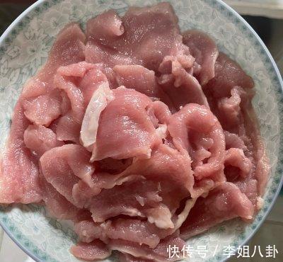 做法|水煮肉片的家常做法，肉片滑嫩，入口即化，隔三差五就吃一顿