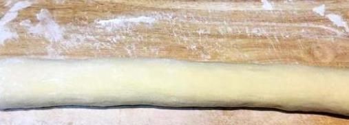 鸡蛋|两个鸡蛋,一碗面粉,不加一滴水,教你做香甜软糯的“面包饼”