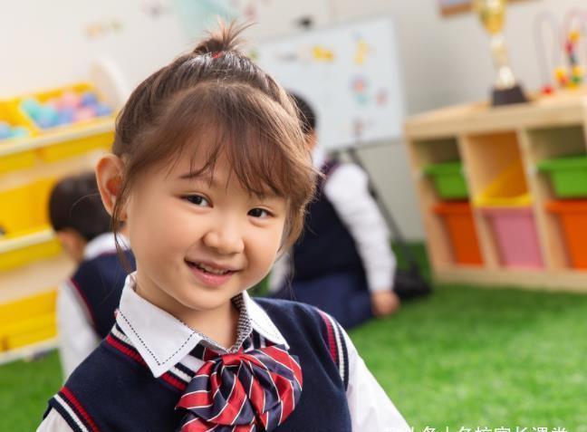 陪伴|想教育出一个优秀的孩子,在和孩子相处时,父母做好3件事