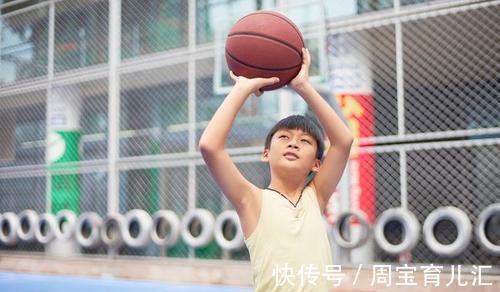 营养物质|小男孩坚持喝牛奶2年长高却不明显,医生:喝奶的时间点不对