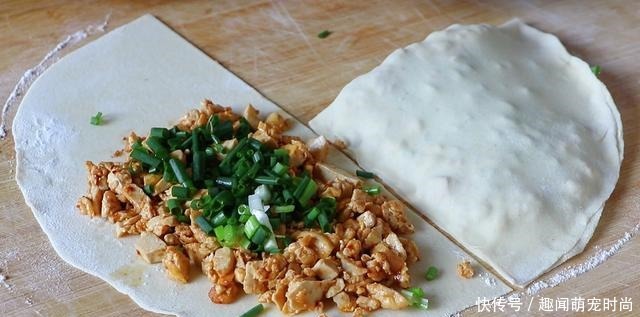 玉米|最近超爱的玉米面饼,2种做法,开水一烫,最快10分钟搞定早餐